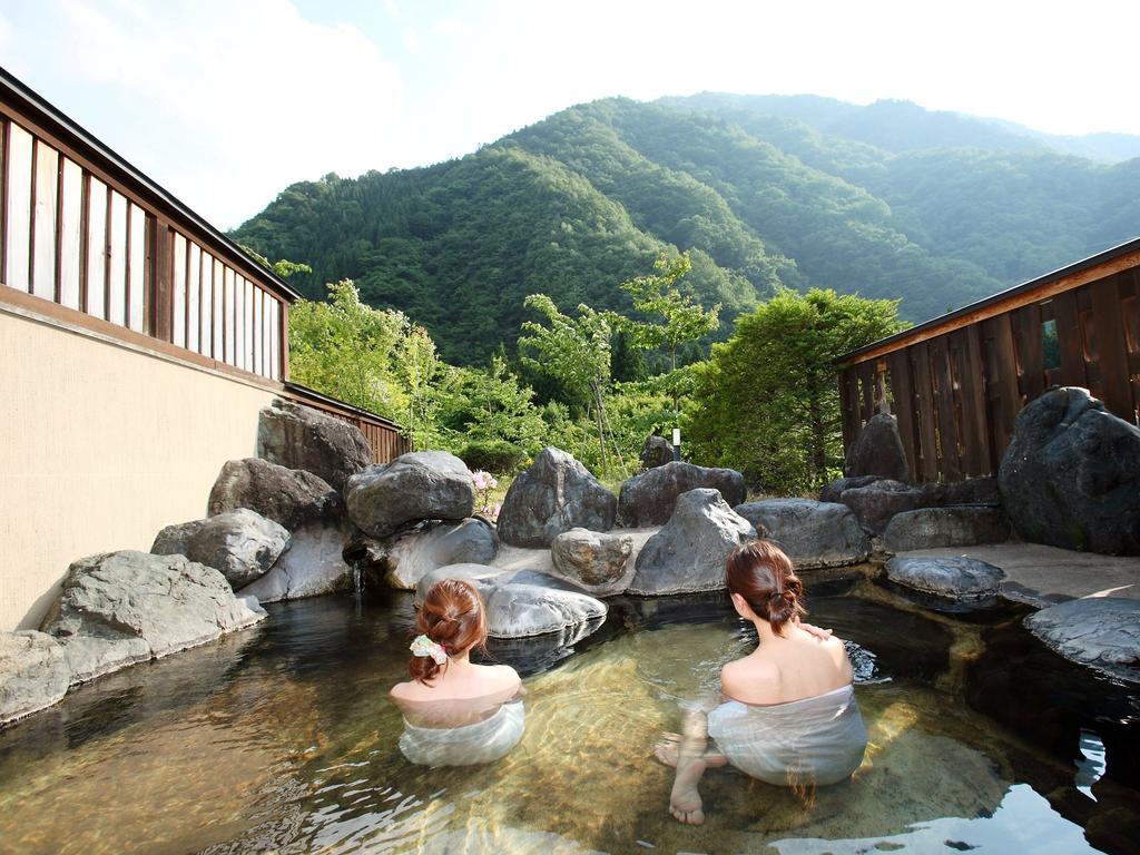 Konji Ryokan Hotel Takayama  Exterior foto