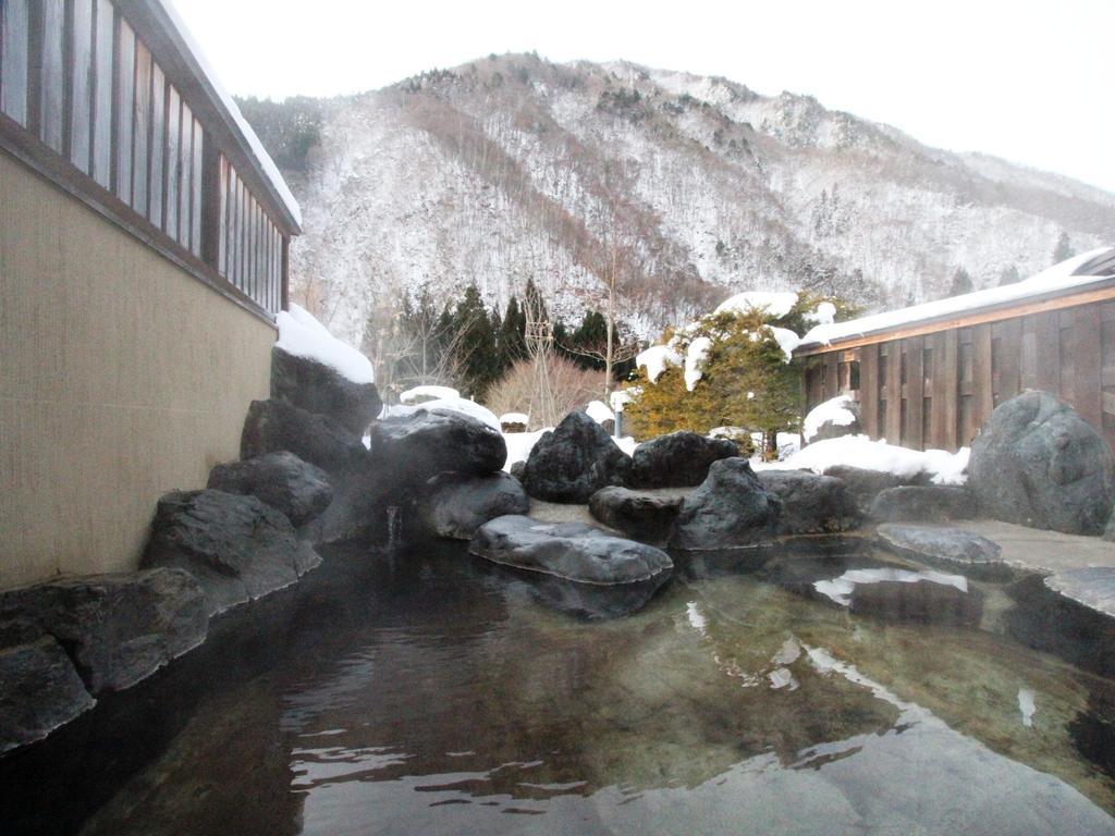 Konji Ryokan Hotel Takayama  Exterior foto